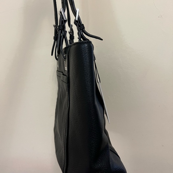 Calvin Klein Black Leather Shoulder Bag NWT | Multiple Pockets | Womens Bag - Picture 3 of 7